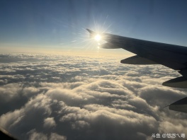 心情不愉快时，就该多看看天空[大哭]