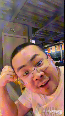 请选择你的英雄