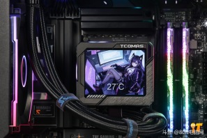 兄弟们你们喜欢这个效果嘛，华硕TUF 502纯黑无立柱海景房+七彩虹5090 D  ADOC 装出来的效果你们喜欢嘛[色]感谢上海吴先生的支持[抱拳]
CPU ：AMD 锐龙9 9950X3D原
散热 ：钛钽LG700PRO 360 AMD版 黑
内存 ：芝奇F5 64G 6000 C30-TR5NS 皇家戟 EXPO版 银 套
固态 ：三星990PRO 2T
主板 ：华硕TUF GAMING X870-PLUS WIFI
显卡 ：七彩虹5090 D Advanced OC 32G
电源 ：华硕ROG STRIX 雷鹰1200W 氮化镓 白金全模 ATX3.1
机箱 ：华硕TUF GAMING GT502 黑 无立柱
风扇 ：骨伽星链V2 120 黑 正向
风扇 ：骨伽星链V2 120 黑 反向*6