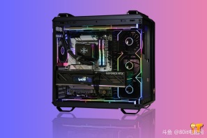 【华硕TUF 502纯黑无立柱经典海景房方案】兄弟们你们喜欢这个效果嘛，华硕TUF 502纯黑无立柱经典海景房方案+七彩虹5080火神黑色装出来的效果你们喜欢嘛[色]感谢怀化77的支持[抱拳]
CPU ：AMD 锐龙7 9800X3D
散热 ：钛钽LG700PRO 360 双平台版 黑
内存 ：芝奇F5 32G 6000 C28-TR5NS 皇家戟 EXPO版 银 套
固态 ：三星9100PRO 2T
主板 ：华硕ROG STRIX X870-A GAMING WIFI
显卡 ：七彩虹5080 Vulcan OC 16G
电源 ：追风者AMP GH1000 白金全模 黑 ATX3.1
机箱 ：华硕TUF GAMING GT502 黑 无立柱
风扇 ：骨伽星链V2 120 黑 正向*4
风扇 ：骨伽星链V2 120 黑 反向*6
配件 ：灯光集线器