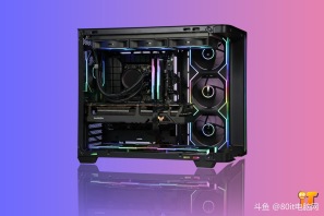 【80it电脑网】兄弟们你们喜欢这个效果嘛，AOC 震天弓CG455纯黑一体弯玻无立柱海景房+华硕TUF 7800XT装出来的效果你们喜欢嘛[色]感谢上海王先生的支持[抱拳]
CPU ：intel i5 12600KF
散热 ：超频三DA360 PRO ARGB 黑 数显版
内存 ：金百达32GB(16G*2) 3600 黑刃 套
固态 ：雷克沙NQ790 1T
主板 ：华硕PRIME B760M-AYW WIFI D4
显卡 ：华硕TUF RX7800XT-O16G-OG-GAMING
电源 ：长城E7 750W 金牌全模 ATX3.1
机箱 ：AOC 震天弓 CG455 黑
风扇 ：骨伽星链V2 120 黑 正向
风扇 ：骨伽星链V2 120 黑 反向*6
配件 ：灯光集线器