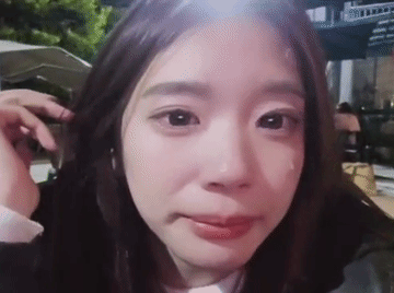 巧玲：我绝对不会type-c了！[微笑][微笑][微笑]