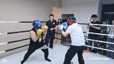 你们以为的凯菇 真正的凯菇，凯菇不是区！
  ↙️                                  ↘️