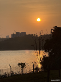 在灿团的日子真的很开心，也很感谢各位哥哥们和灿哥还有工作人员的对我们的照顾。在灿团的点点滴滴也会成为我最珍贵的回忆～
也很遗憾因为鼻子受伤的原因没能走到最后，也真的很想和大家一起体验吃鸡赛季最后刺激的比拼，祝灿团的姊妹们努力活到最后～拿下吃鸡赛！！！！
