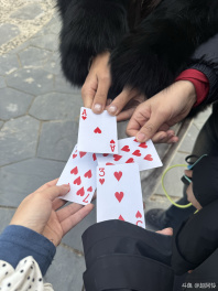 在灿团的日子真的很开心，也很感谢各位哥哥们和灿哥还有工作人员的对我们的照顾。在灿团的点点滴滴也会成为我最珍贵的回忆～
也很遗憾因为鼻子受伤的原因没能走到最后，也真的很想和大家一起体验吃鸡赛季最后刺激的比拼，祝灿团的姊妹们努力活到最后～拿下吃鸡赛！！！！
