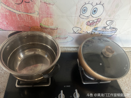 这爱豆这不也很优秀也能干活么，昨晚锻炼两小时，还把厨房收拾了，就很牛皮[坏笑]