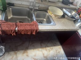 这爱豆这不也很优秀也能干活么，昨晚锻炼两小时，还把厨房收拾了，就很牛皮[坏笑]