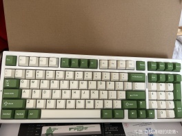 键盘已到、感谢居哥。 