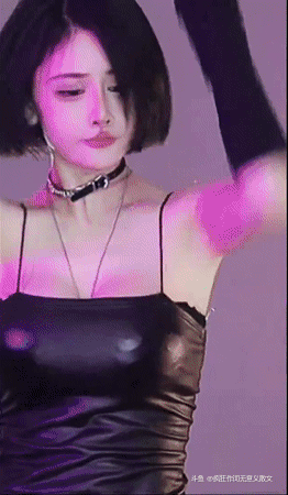 Lulala拉拉-女神，我的心与你同在，你真美。 在阳光的温暖下，这是我每天温暖你的愿望。 让一切看起来像一个幻觉。 它比太阳温暖，比羽毛柔软的错觉。[星星眼]