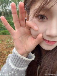 又是一张大合照[比心][比心][比心][比心]
爱你们一辈子 哥哥们 
谢谢好哥哥们的猛猛支持 在心中 [干杯][干杯][鼓掌][鼓掌]