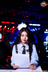 第3轮比赛由中国EHOME战队对抗韩国Simple战队，EHOME使用2G阵容对抗对手的SF阵容，首局比赛遇到了对手顽强的挑战，最终3分险胜对手先下一城。第二局比赛中EHOME下起了3分雨，对手难以阻挡，2比0暂时领先。第三局比赛EHOME继续高奏凯歌眼泪独得12分，零封对手中国队以2比1领先。