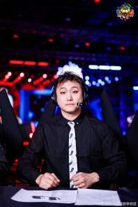 第3轮比赛由中国EHOME战队对抗韩国Simple战队，EHOME使用2G阵容对抗对手的SF阵容，首局比赛遇到了对手顽强的挑战，最终3分险胜对手先下一城。第二局比赛中EHOME下起了3分雨，对手难以阻挡，2比0暂时领先。第三局比赛EHOME继续高奏凯歌眼泪独得12分，零封对手中国队以2比1领先。