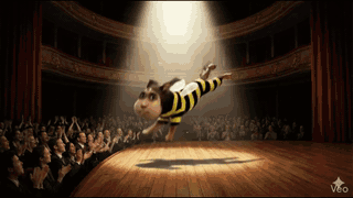 无声版本蜜蜂小狗跳芭蕾，gif动图和首帧图同步上传