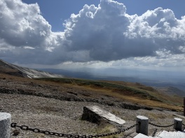 摄像头永远都记录不了肉眼看到的美，这一趟下来腰酸腿酸起都不想起，小腿感觉不是我的了，但物有所值很开心🥳