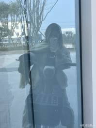 长假在公司的加班就要结束啦～
这个月的一些小日常（还是忍不住分享，没办法，我太可爱了捏～
大概就是从现在到三月初都只能拿手机播了 真心舍不得空调 以后只能看到四川省省服版达雅了 别灰心 毕竟我的身材永远曼妙哦～