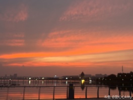 来九龙湖音乐喷泉⛲️了 八点开始哦