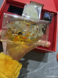 感谢斗鱼 🐬感谢贵公司 🐳感谢运营 🐠送来的新年礼盒🎁🐬🐬🐬[topic src="1971"]#斗鱼[/topic] [topic src="246550"]#美馨[/topic] 