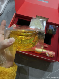 感谢斗鱼 🐬感谢贵公司 🐳感谢运营 🐠送来的新年礼盒🎁🐬🐬🐬[topic src="1971"]#斗鱼[/topic] [topic src="246550"]#美馨[/topic] 