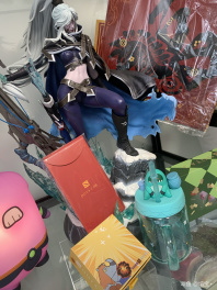 感谢完美官方送的新年礼物，超级可爱！！！提前祝大家新年快乐！新年新气象！[topic src="216640"]#dota2宝可梦[/topic] [topic src="11225"]#官方[/topic] [topic src="6379"]#新年快乐[/topic] 