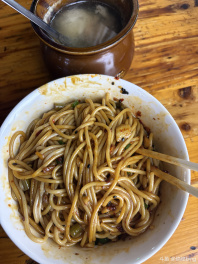 粉丝先吃，嗦粉[草]