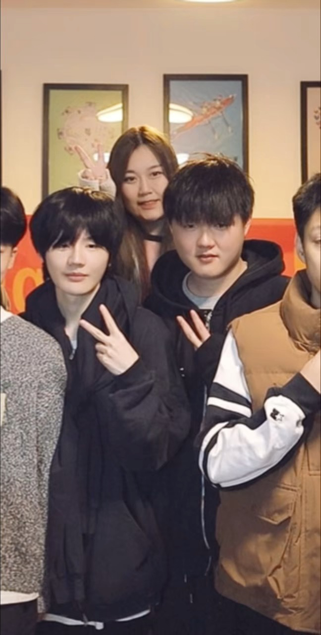 石页的第一根矛s ✌️哥剪了你的滑板鞋精彩操作